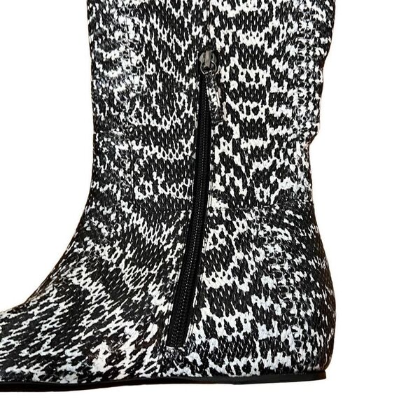 New Longchamp Leather Knee High Boots In Black/White - Picture 9 of 14